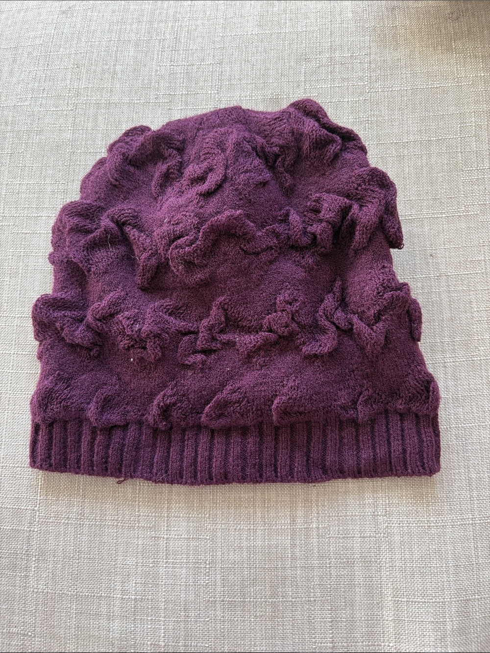 Nordstrom Women’s Ruffle Knit Beanie in Plum
